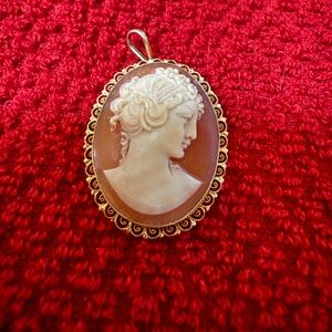 Nice Cameo Pendant. No chain